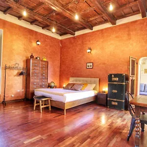 Apartamento Trastevere Charming Romantic Loft By Yourhost, Roma