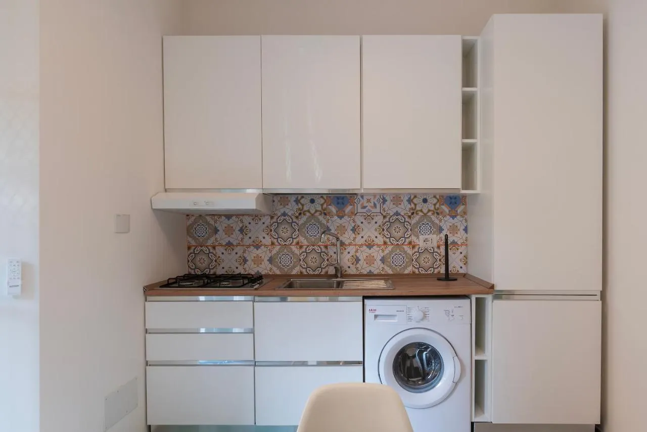 Eleonora Apartments Roma Italia