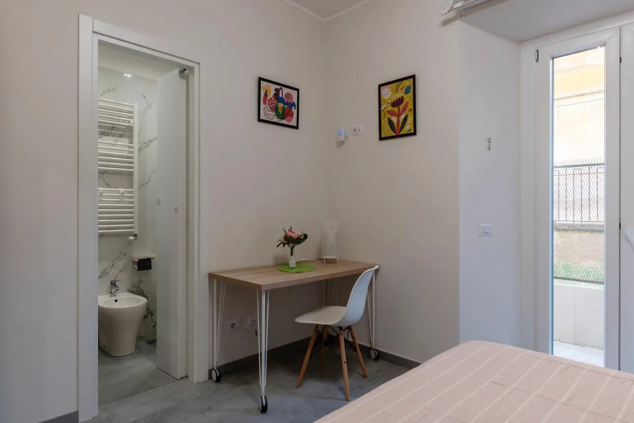 Eleonora Apartments Roma 0*,  Italia