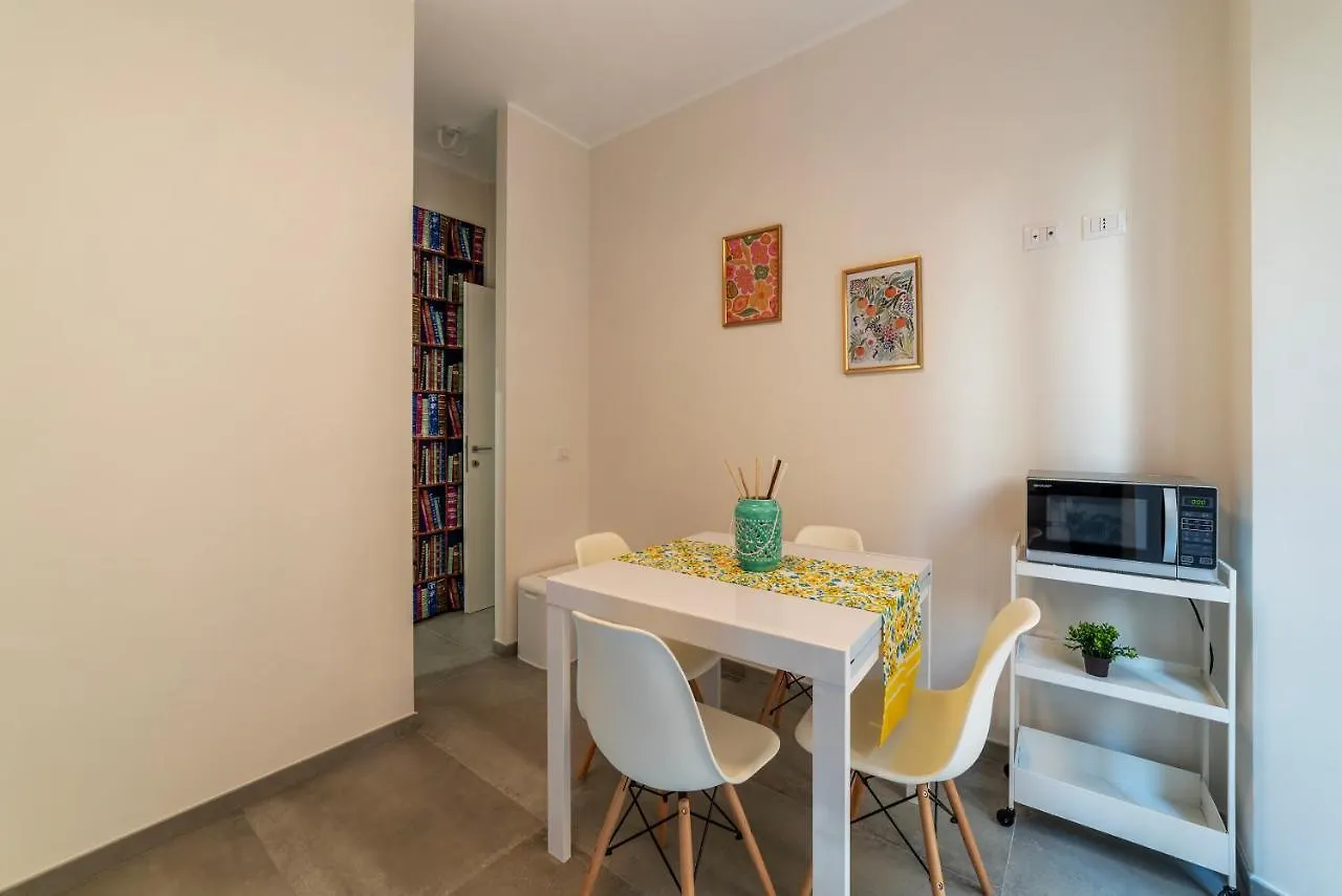Eleonora Apartments Roma 0*,